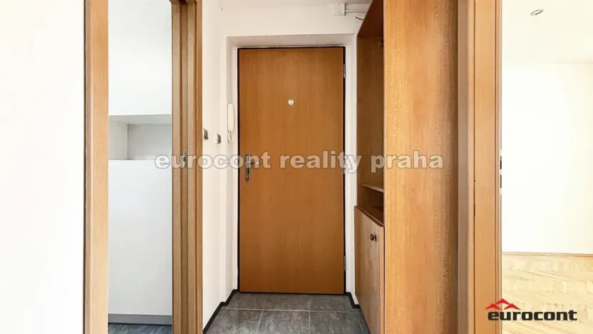 Pronájem bytu 2+1, Praha - Košíře, náměstí Josefa Machka, 54 m2