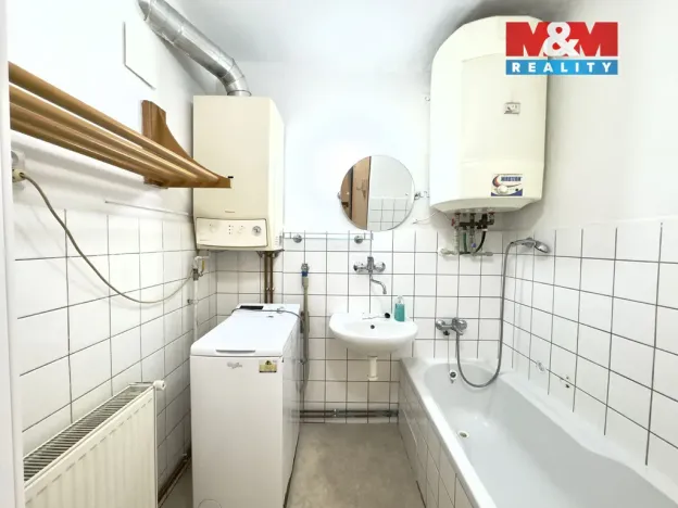 Pronájem bytu 2+1, Jindřichův Hradec - Jindřichův Hradec II, Miřiovského, 52 m2