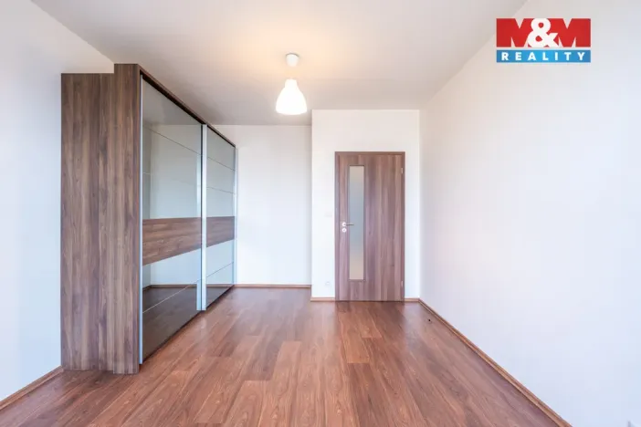 Pronájem bytu 2+kk, Praha - Letňany, Hlučkova, 60 m2