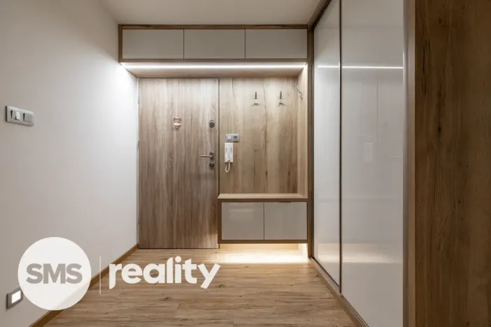 Prodej bytu 3+1, Ostrava, Petruškova, 70 m2