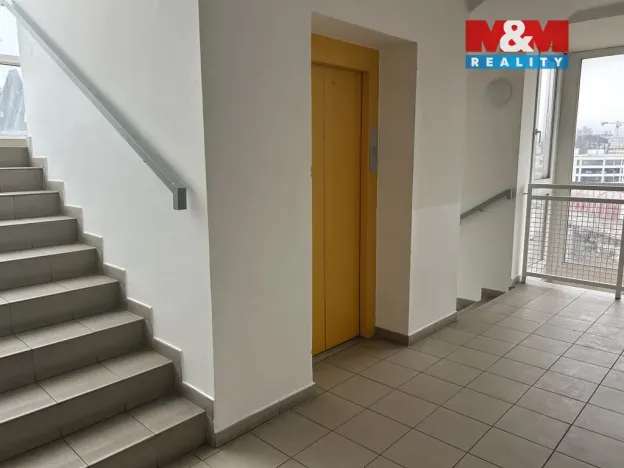 Pronájem obchodního prostoru, Liberec - Liberec IV-Perštýn, Moskevská, 170 m2