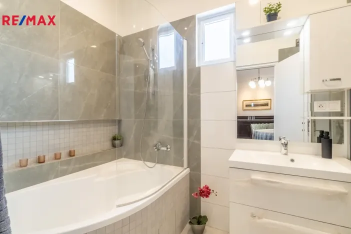 Pronájem bytu 4+1, Praha - Nové Město, Žitná, 120 m2