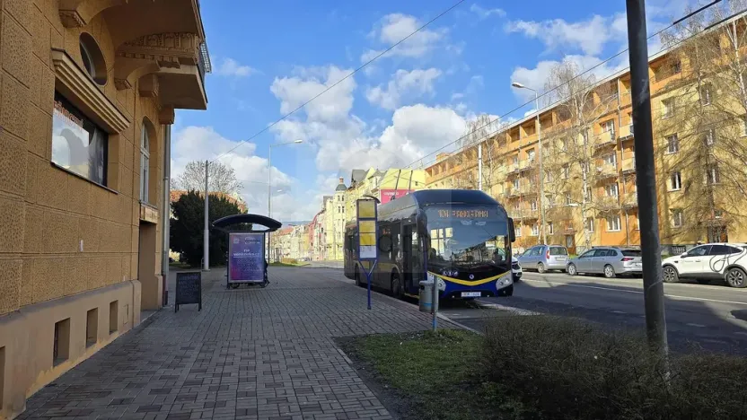 Pronájem bytu 2+kk, Teplice, Duchcovská, 52 m2