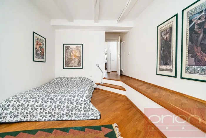 Pronájem bytu 3+1, Praha - Nové Město, Odborů, 108 m2