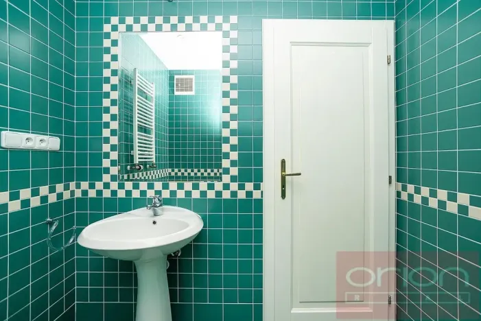 Pronájem bytu 3+1, Praha - Nové Město, Odborů, 108 m2