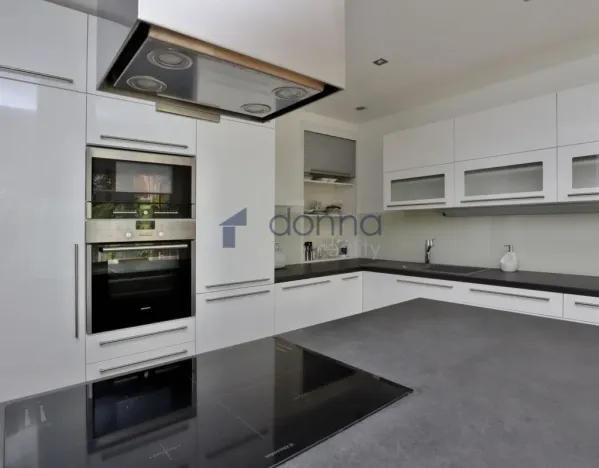 Pronájem bytu 4+kk, Praha, Ke Stírce, 99 m2