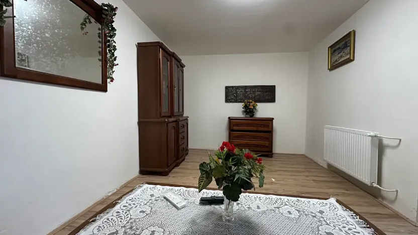 Pronájem rodinného domu, Bánov, 133 m2