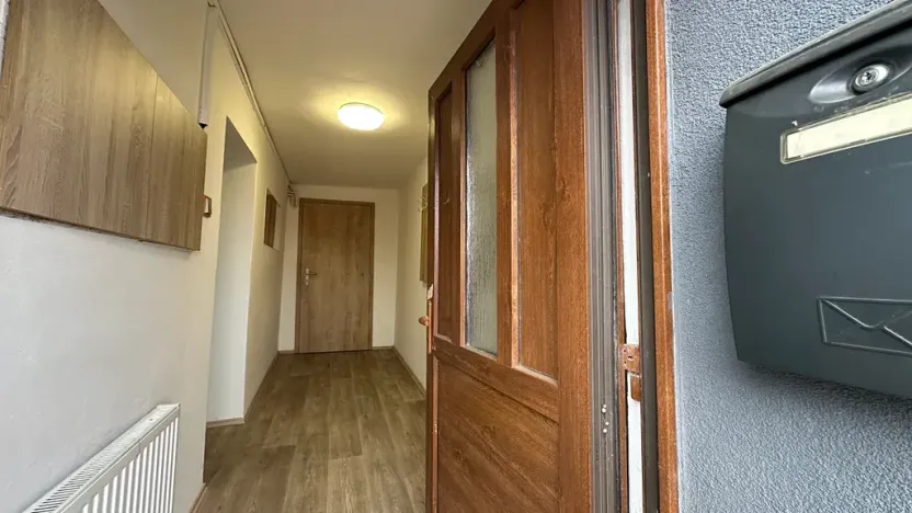 Pronájem rodinného domu, Bánov, 133 m2