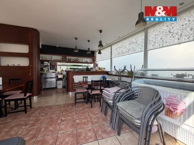 Pronájem restaurace, Praha - Libeň, Karla Hlaváčka, 85 m2