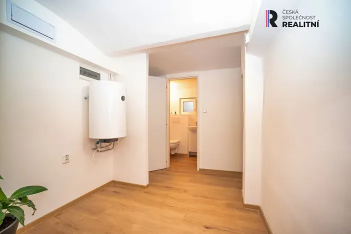 Prodej komerční nemovitosti, Brno - Židenice, Rokycanova, 47 m2