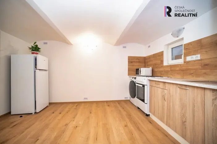 Prodej komerční nemovitosti, Brno - Židenice, Rokycanova, 47 m2