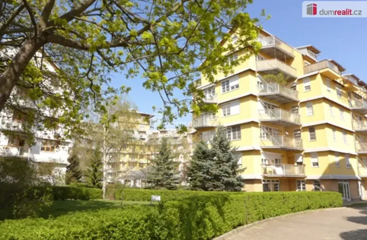 Pronájem bytu 2+kk, Praha - Veleslavín, Na okraji, 76 m2