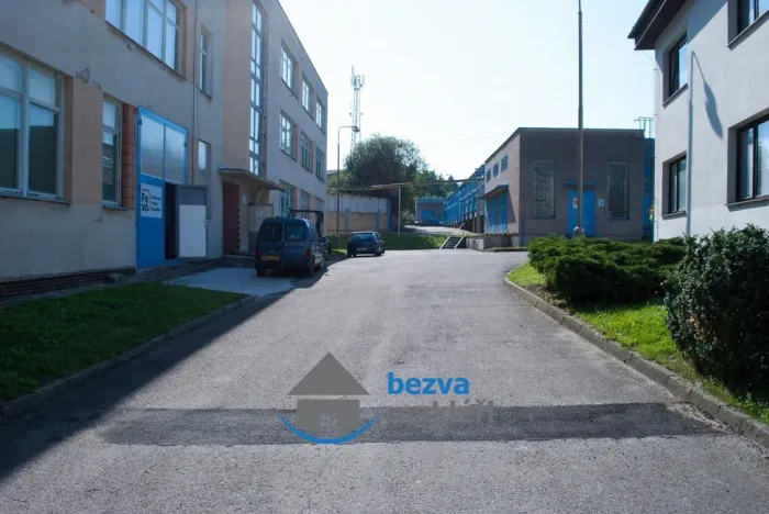 Pronájem skladu, Skuteč, Husova, 63 m2