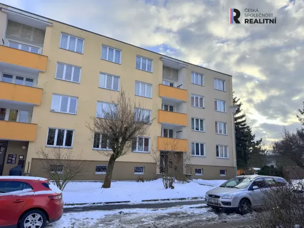 Pronájem bytu 1+1, Karlovy Vary - Bohatice, Kpt. Nálepky, 35 m2