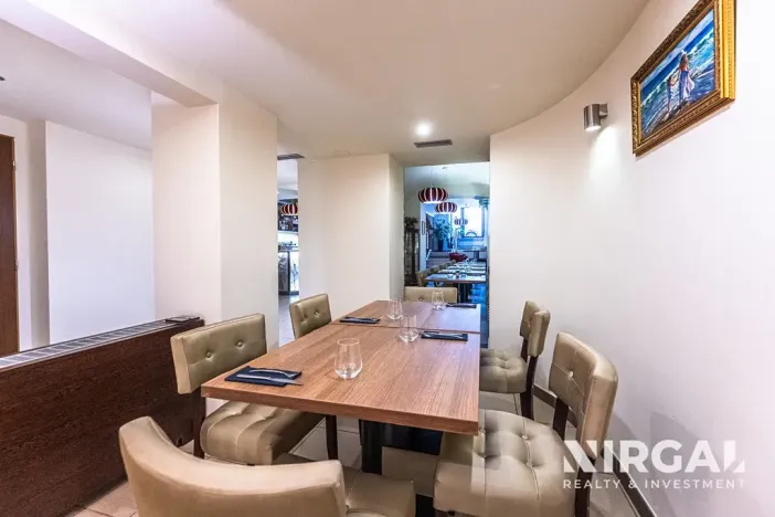 Pronájem restaurace, Praha - Vinohrady, Balbínova, 198 m2