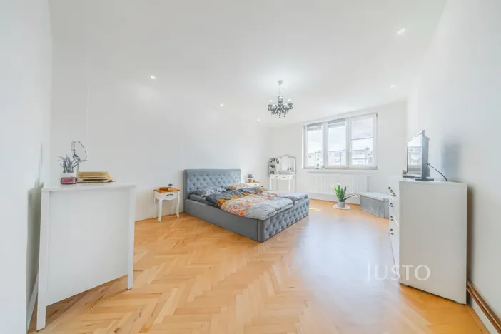 Prodej bytu 3+1, Praha - Žižkov, Biskupcova, 88 m2