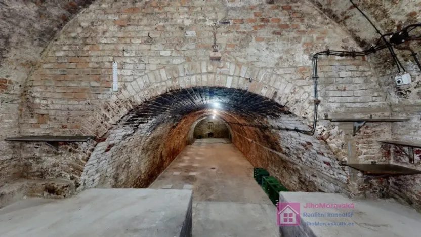 Prodej vinného sklepa, Velké Bílovice, U Školky, 125 m2