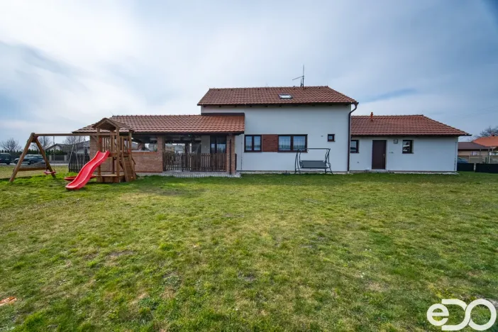 Prodej rodinného domu, Rožďalovice, Ke Studánce, 155 m2