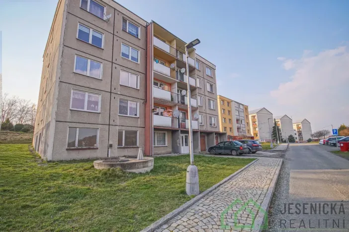 Prodej bytu 3+1, Žulová, Na Rybníčku, 68 m2