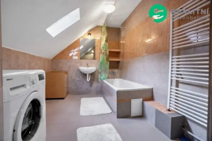 Prodej rodinného domu, Nejdek, Nerudova, 200 m2