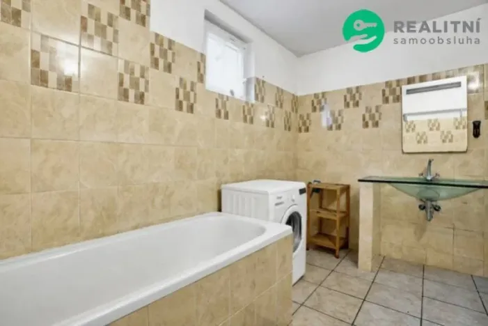 Prodej rodinného domu, Nejdek, Nerudova, 200 m2