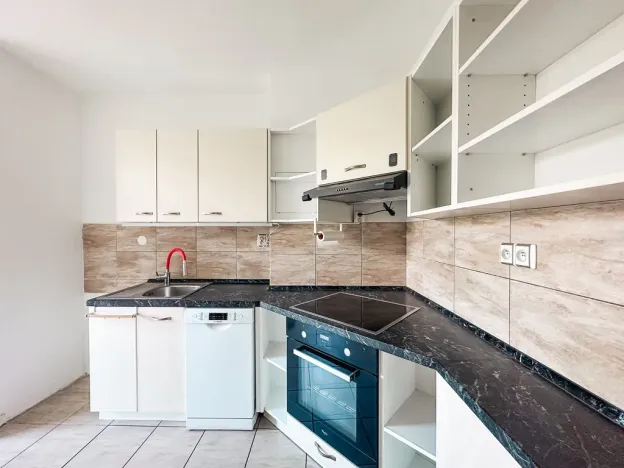 Pronájem bytu 2+1, Praha - Vršovice, Bajkalská, 47 m2