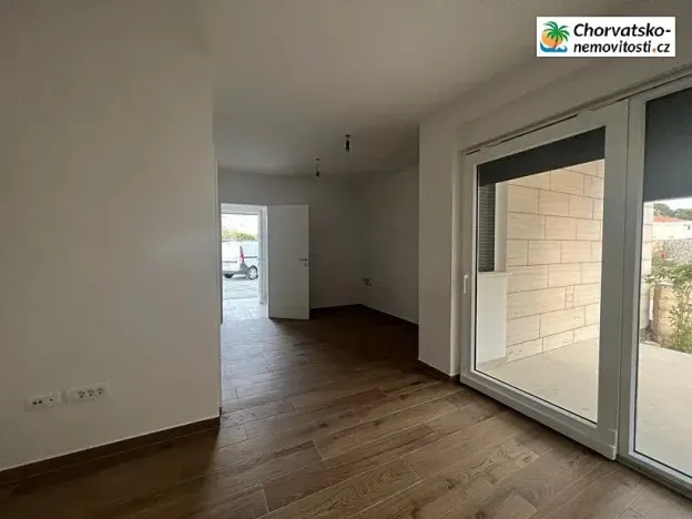 Prodej rodinného domu, Novalja, Chorvatsko, 117 m2