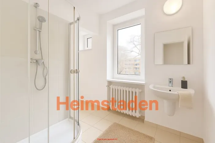 Pronájem bytu 1+kk, Karviná - Nové Město, Brožíkova, 28 m2