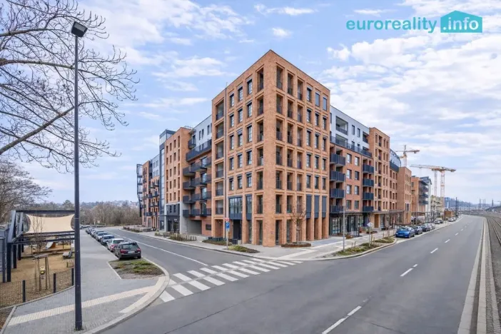 Pronájem bytu 1+kk, Praha - Smíchov, U Lihovaru, 29 m2