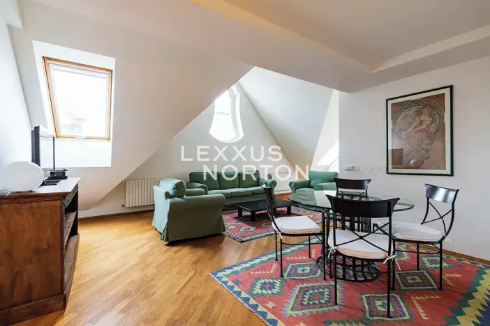 Pronájem atypického bytu, Praha - Nové Město, Odborů, 108 m2