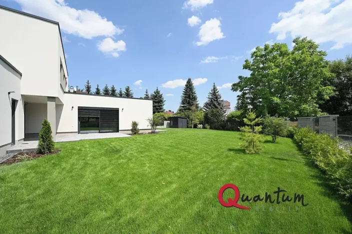 Pronájem rodinného domu, Šestajovice, Konopišťská, 250 m2