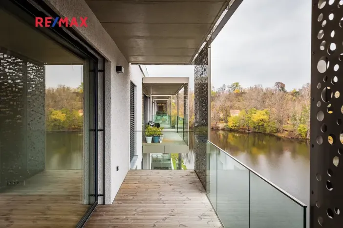 Pronájem bytu 2+kk, Praha - Libeň, Smrčkova, 68 m2