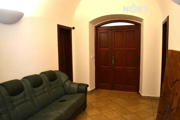 Pronájem obchodního prostoru, Třeboň, Svobody, 137 m2
