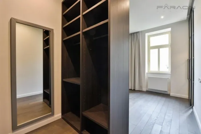 Pronájem bytu 4+kk, Praha - Vinohrady, Laubova, 137 m2