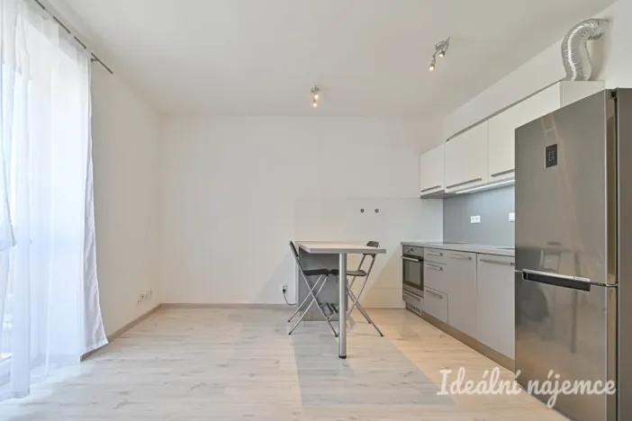 Pronájem bytu 2+kk, Brno, Listnatá, 47 m2