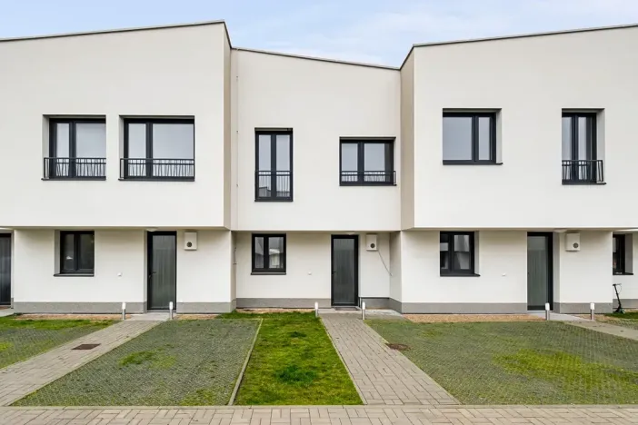 Prodej bytu 4+kk, Odolena Voda, Školní, 100 m2