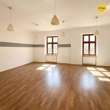 Pronájem obchodního prostoru, Opava - Předměstí, Kasárenská, 181 m2