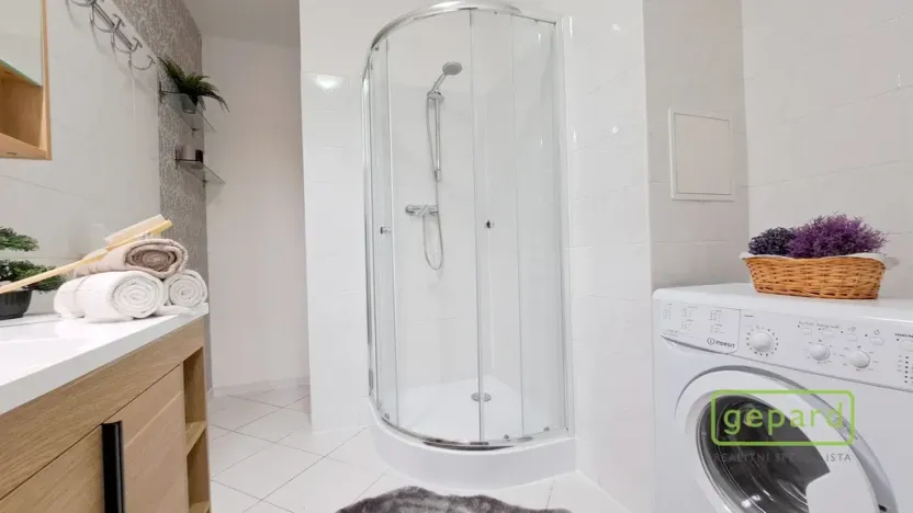 Pronájem bytu 1+kk, Brno, Keřová, 38 m2