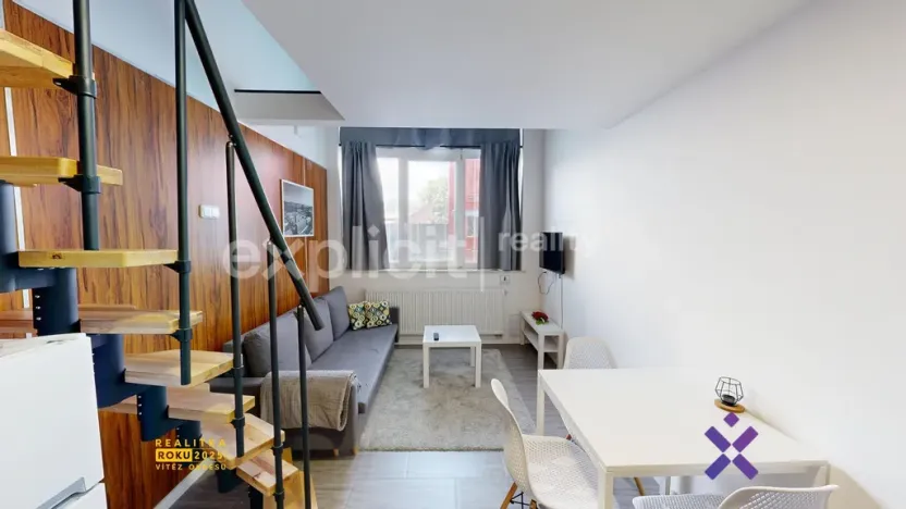 Pronájem bytu 1+kk, Zlín, Devadesátá, 37 m2