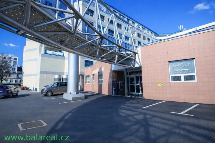 Pronájem obchodního prostoru, Brno - Zábrdovice, Příkop, 35 m2