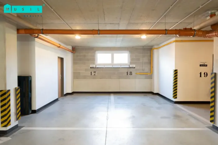 Prodej bytu 1+kk, Olomouc - Hejčín, Jarmily Glazarové, 35 m2