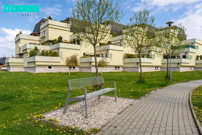 Prodej bytu 1+kk, Olomouc - Hejčín, Jarmily Glazarové, 35 m2