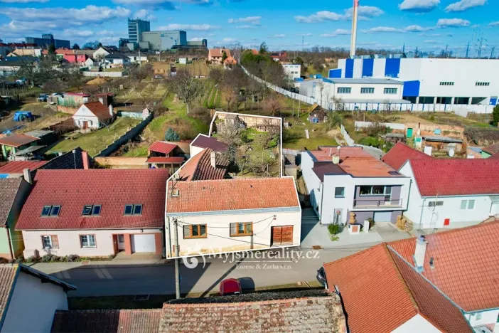 Prodej rodinného domu, Hodonice, U Kostela, 260 m2