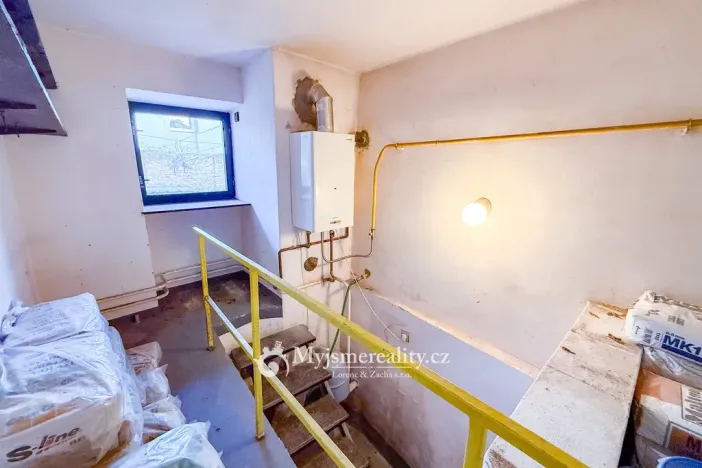 Prodej rodinného domu, Hodonice, U Kostela, 260 m2