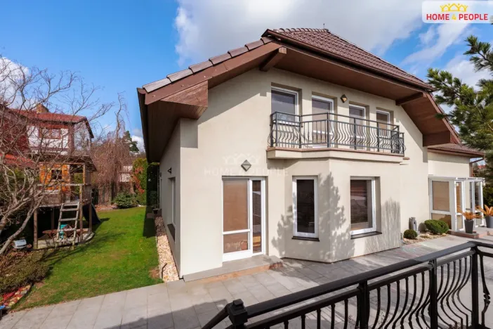 Prodej rodinného domu, Praha - Točná, Na Stráňkách, 395 m2