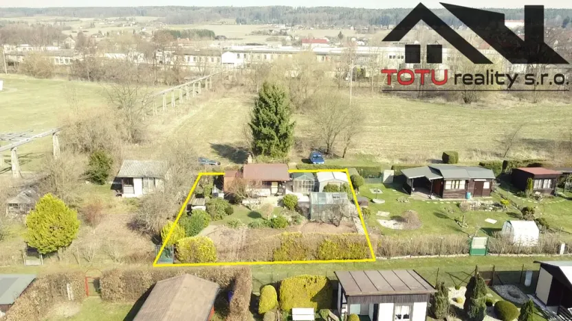 Prodej zahrady, Dvůr Králové nad Labem, Ve Strži, 226 m2