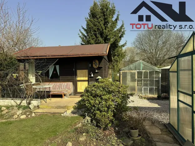 Prodej zahrady, Dvůr Králové nad Labem, Ve Strži, 226 m2