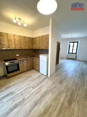 Pronájem bytu 1+kk, Jindřichův Hradec, Kostelní, 36 m2