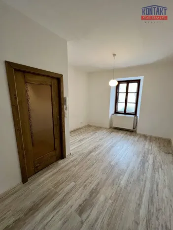 Pronájem bytu 1+kk, Jindřichův Hradec, Kostelní, 36 m2