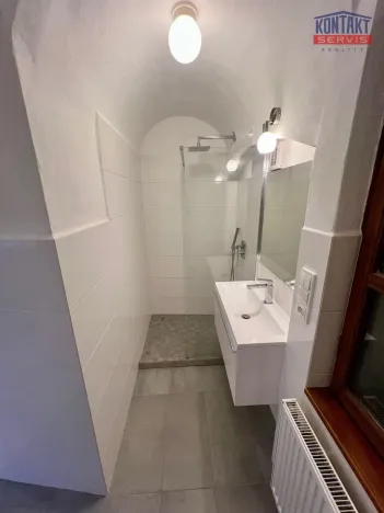 Pronájem bytu 1+kk, Jindřichův Hradec, Kostelní, 36 m2